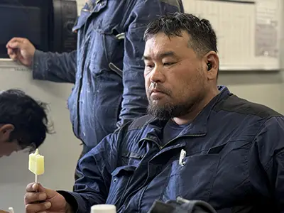 昼休憩中のスタッフ